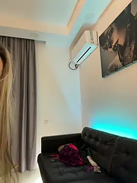 IsabellaEtthan's cam snapshot