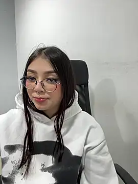 its_isis's cam snapshot