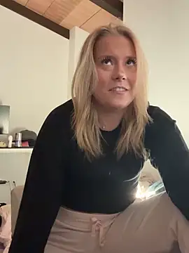 Sandraxoxox live sex cam