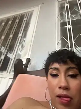 ZahaRose's cam snapshot