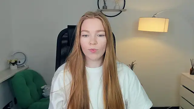 LavetaShiroma's cam snapshot