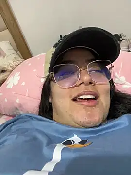 Lia_flowers's cam snapshot