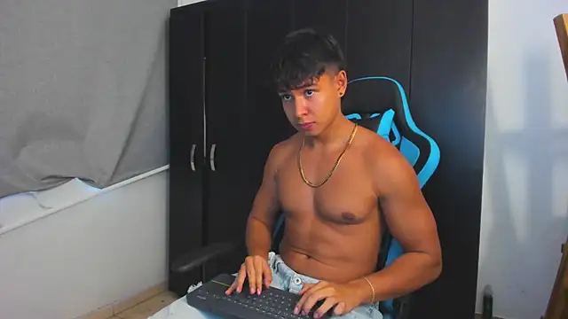 Bray_Kevin's cam snapshot