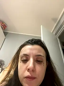 bunnythetailor's cam snapshot