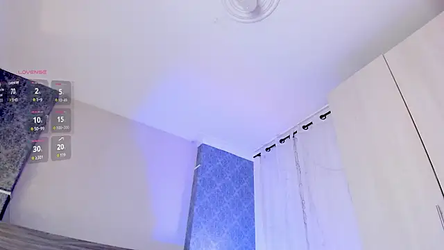 MiilaBlake's cam snapshot