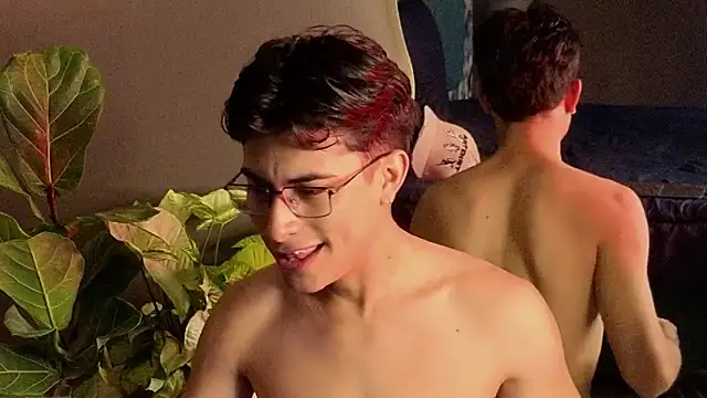 Aaron_Eze's cam snapshot