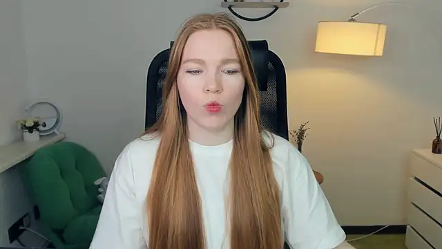 LavetaShiroma's cam snapshot