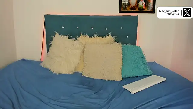 Max_and_Peter's cam snapshot