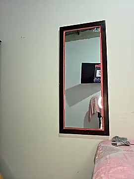 Watagatapitusberry1 live sex cam