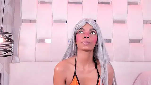 BriannaRoses live sex cam