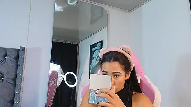 GraceWallace_'s cam snapshot