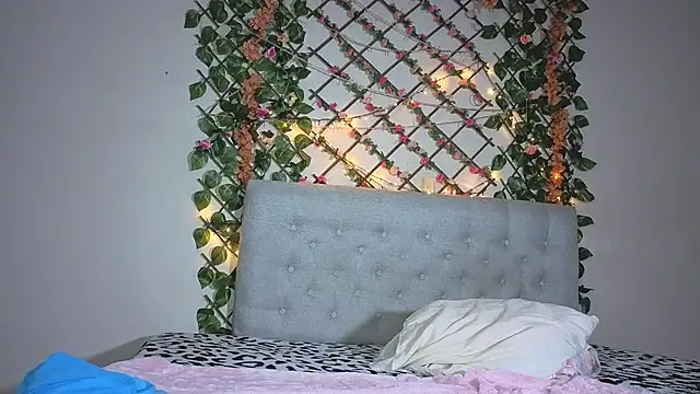 sara_greyxx's cam snapshot