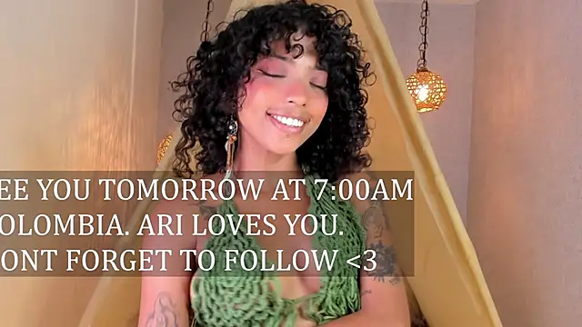 Ariella_Ruiz live sex cam