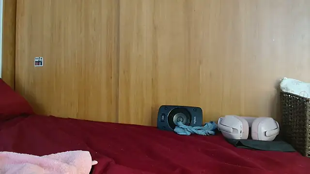 DirtyDi97's cam snapshot