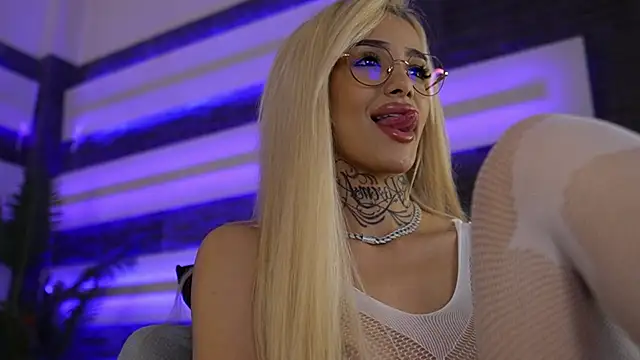 blondie_muller's cam snapshot