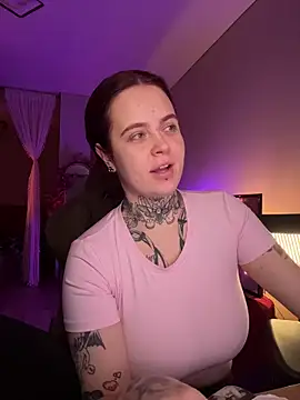 Mariiiiiway's cam snapshot