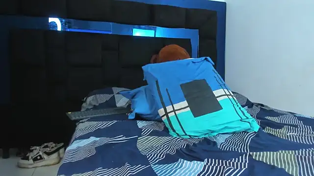 TysonWalkers's cam snapshot