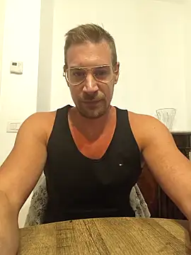 Lambe91's cam snapshot