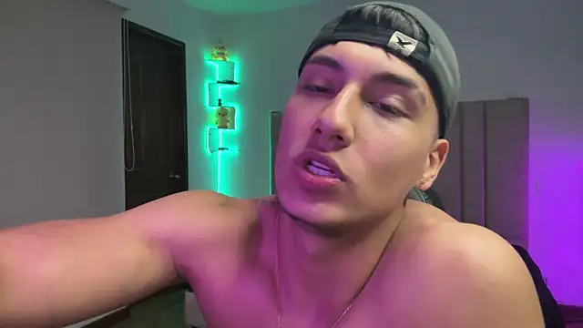 CHRIS_MORGAN1's cam snapshot