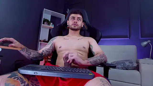 alessandro_duty's cam snapshot