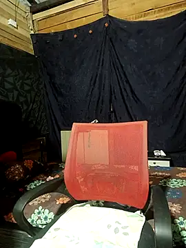 ass_virgin_culoo's cam snapshot