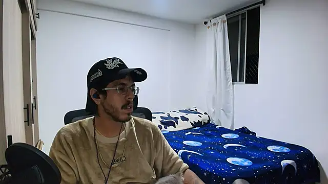 naitt_'s cam snapshot