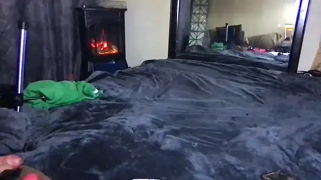 TiffaneyLove live sex cam