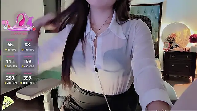 Caryln-Bun live sex cam