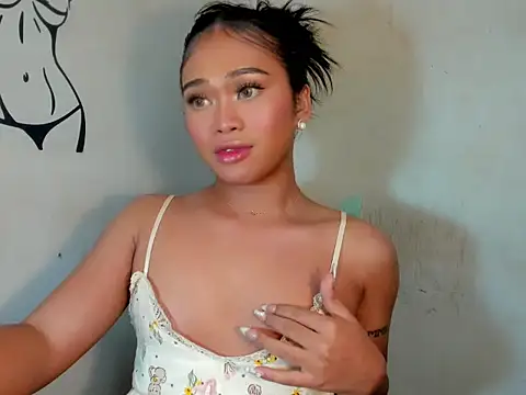 Exotic_alyssa69 live sex cam