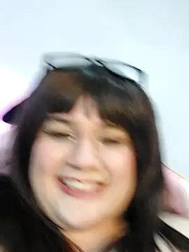 ItsNaiixa live sex cam