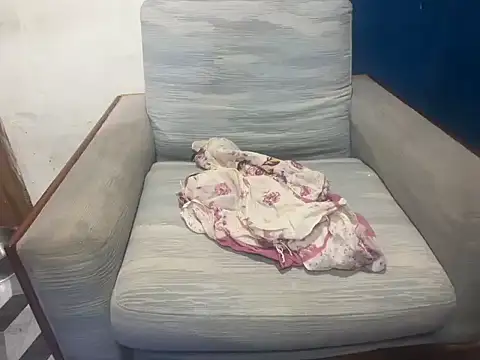 asian-doll live sex cam