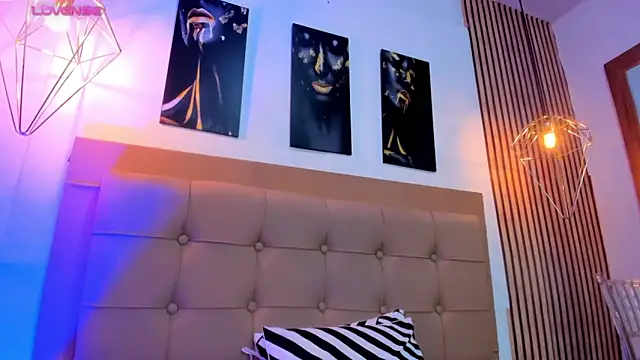 alesziarose's cam snapshot