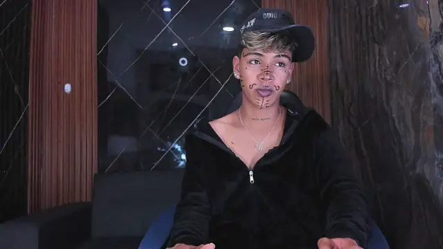 Timmy_Kiing_'s cam snapshot