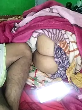 RADHAHO's cam snapshot