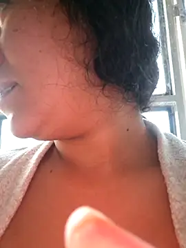 Amara_01's cam snapshot