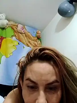 Alice-pink's cam snapshot