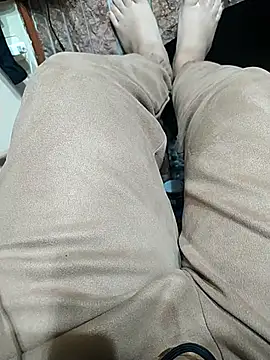 NAvoglia live sex cam