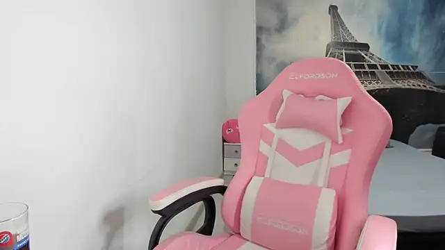 RheaEtthan's cam snapshot