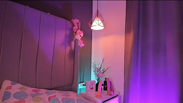 valeria_rouse28's cam snapshot