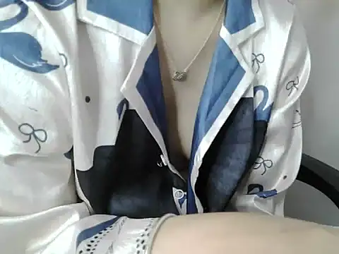 hilyti12's cam snapshot