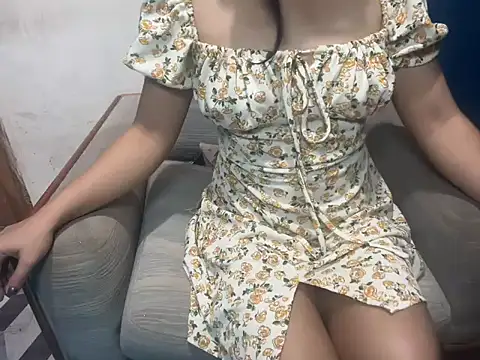 asian-doll's cam snapshot