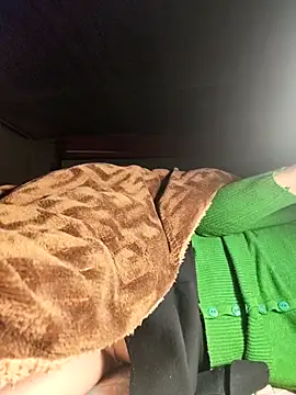 Sweet-asian's cam snapshot