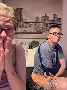 Curvy-Jinx's cam snapshot