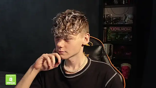 Keytaro live sex cam