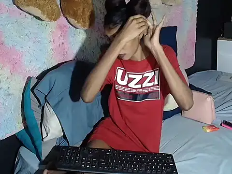 IndianShyBaby's cam snapshot