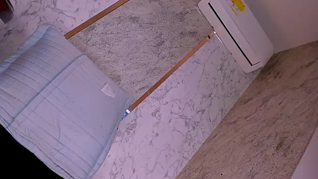 Keila_Mendoza live sex cam