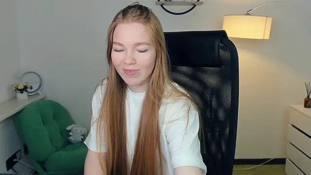 LavetaShiroma's cam snapshot