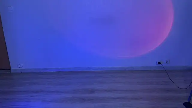 JadeBabyBloom's cam snapshot