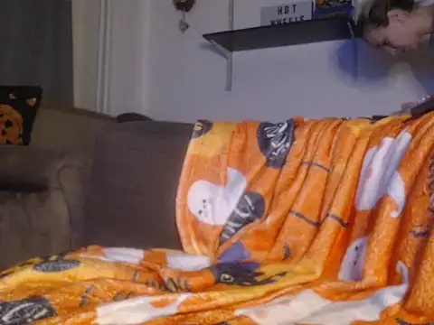 AsMessyAsyouWish's cam snapshot