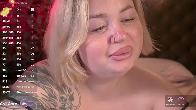 ZaraReignn's cam snapshot